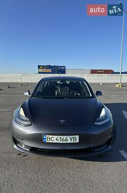 Седан Tesla Model 3 2018 в 