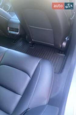 Седан Tesla Model 3 2020 в 