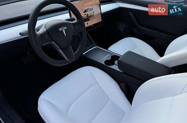 Седан Tesla Model 3 2023 в Житомире