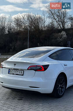Седан Tesla Model 3 2019 в Тернополі