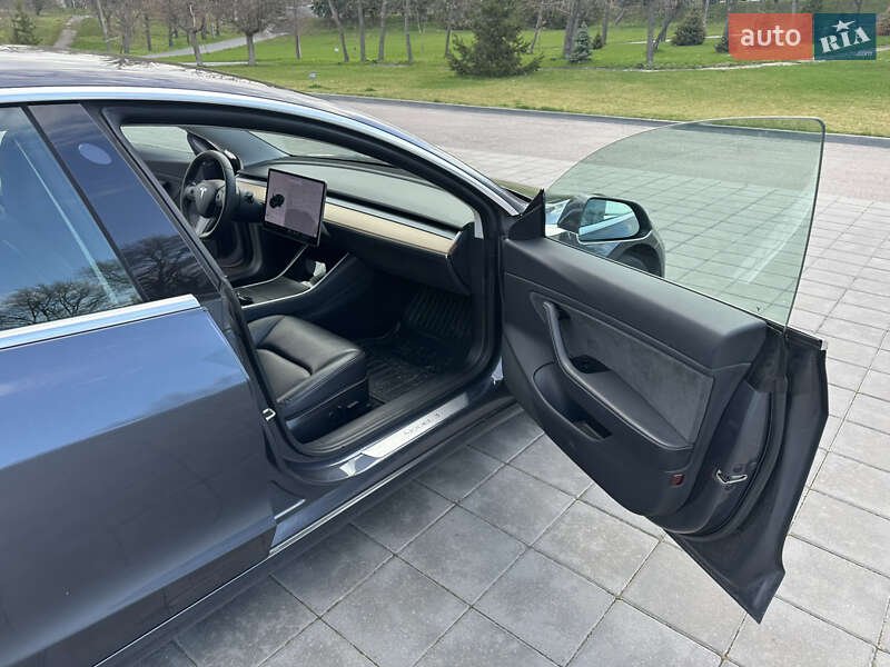 Седан Tesla Model 3 2019 в Кременчуге фото 11 Седан Tesla Model 3 2019 в Кременчуге