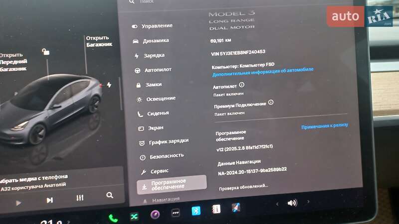 Седан Tesla Model 3 2022 в Львове