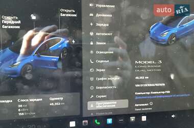 Седан Tesla Model 3 2019 в 