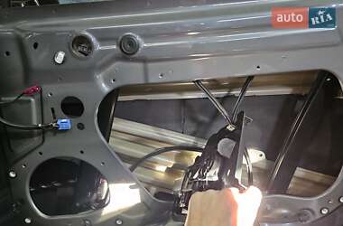 Седан Tesla Model 3 2018 в Днепре