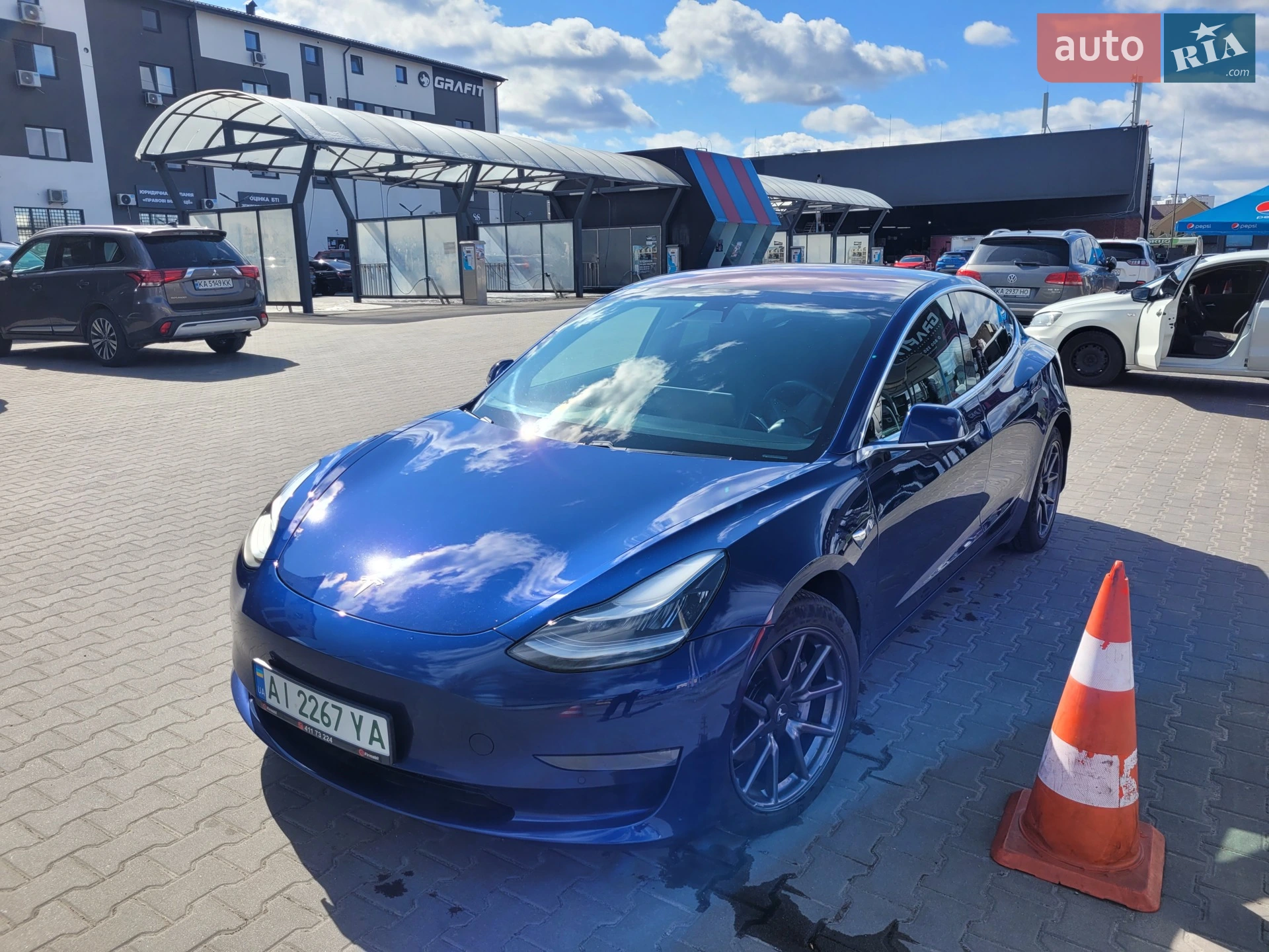 2019 Tesla Model 3 - мініатюра 2