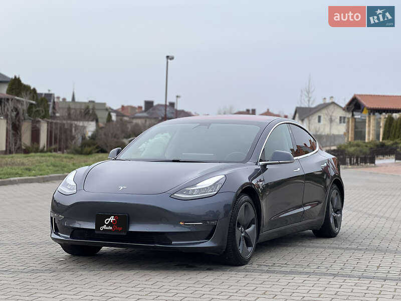 Седан Tesla Model 3 2018 в 