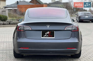 Седан Tesla Model 3 2018 в 
