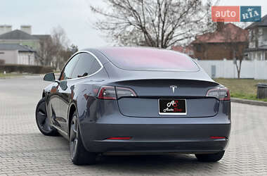 Седан Tesla Model 3 2018 в Одессе
