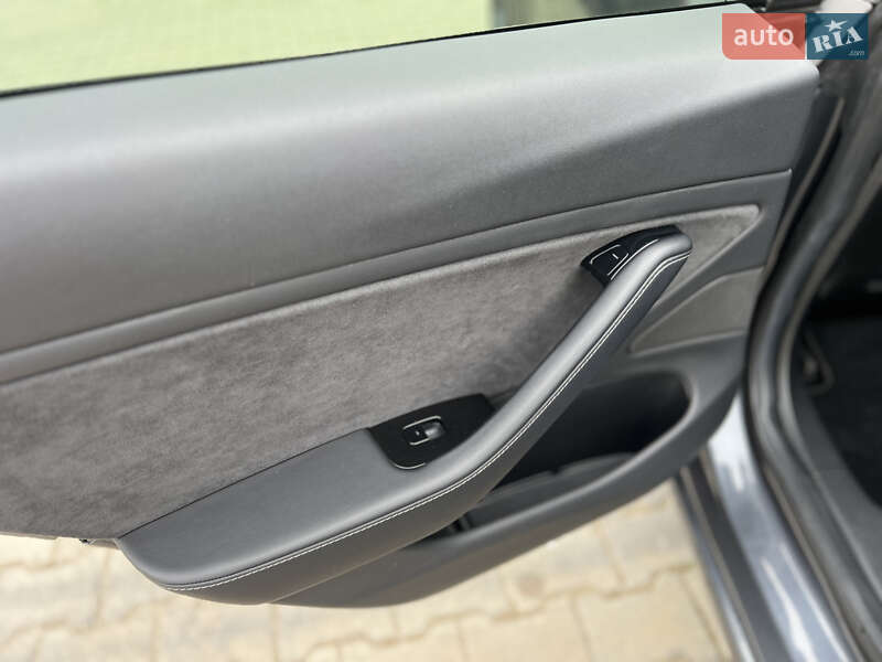 Седан Tesla Model 3 2018 в Одессе фото 33 Седан Tesla Model 3 2018 в Одессе