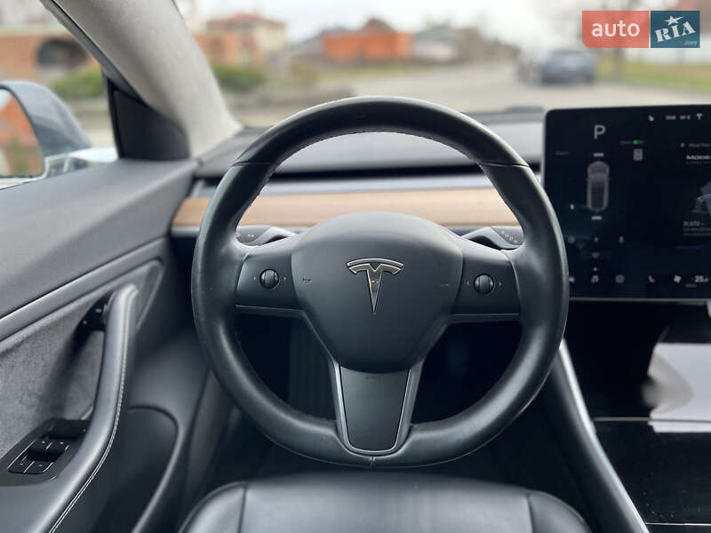 Седан Tesla Model 3 2018 в Одессе фото 29 Седан Tesla Model 3 2018 в Одессе
