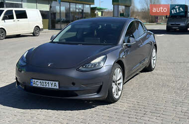 Седан Tesla Model 3 2018 в 
