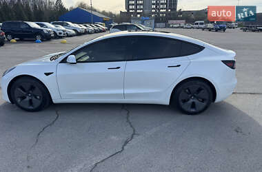 Седан Tesla Model 3 2021 в 