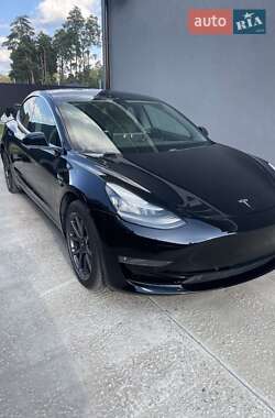 Седан Tesla Model 3 2019 в Киеве