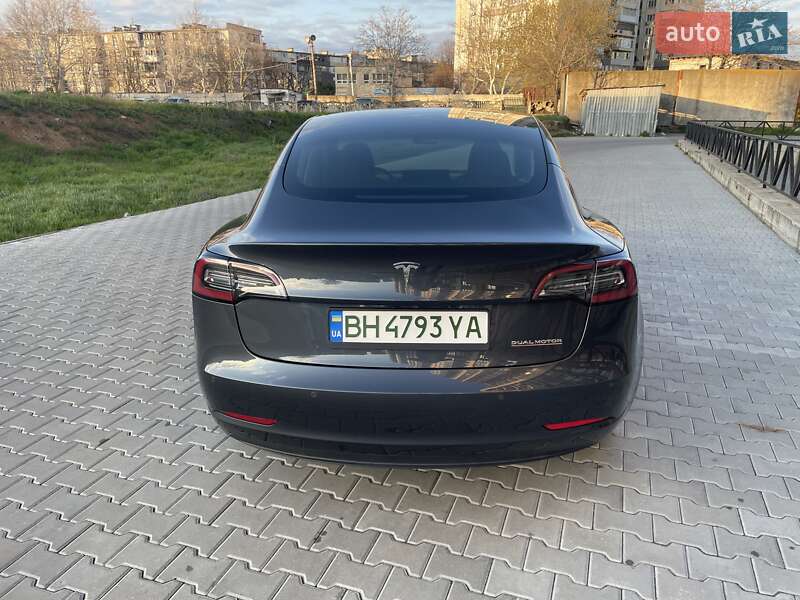 Седан Tesla Model 3 2021 в Одессе