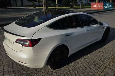 Седан Tesla Model 3 2018 в 