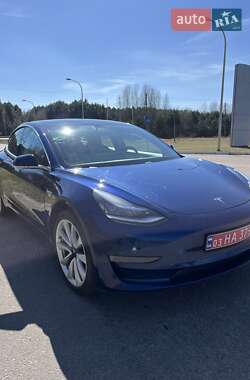 Седан Tesla Model 3 2019 в 