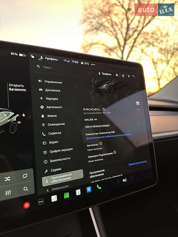 Седан Tesla Model 3 2020 в Черкассах