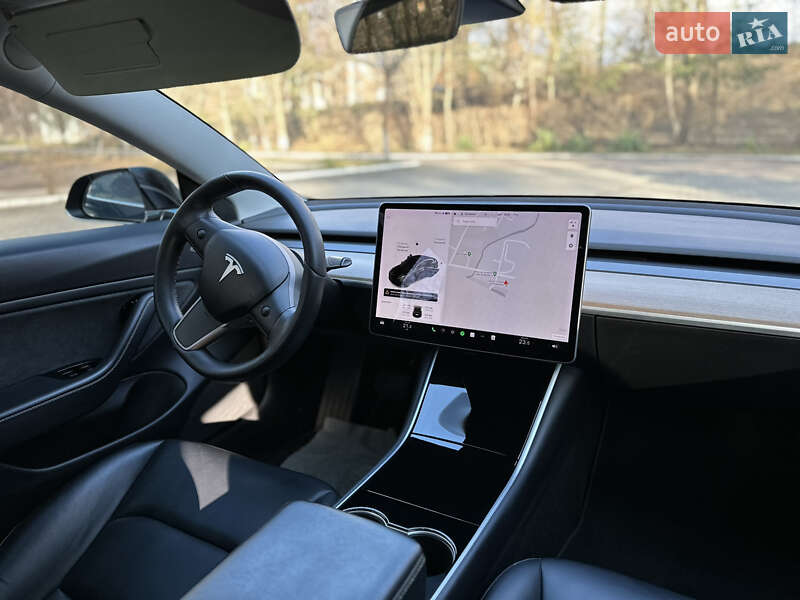 Седан Tesla Model 3 2019 в Трускавце фото 13 Седан Tesla Model 3 2019 в Трускавце