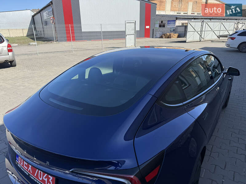 Седан Tesla Model 3 2024 в Луцке фото 17 Седан Tesla Model 3 2024 в Луцке