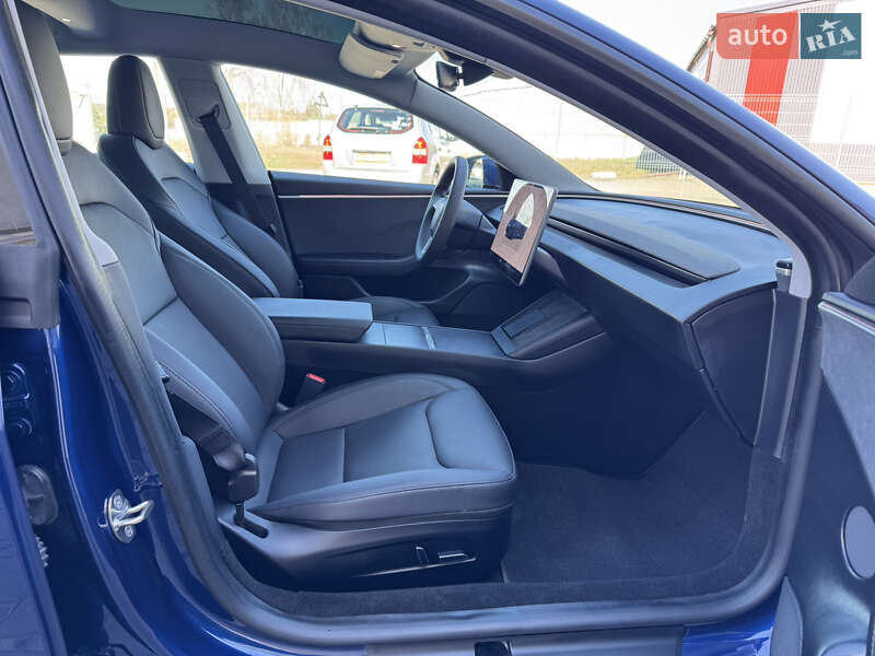 Седан Tesla Model 3 2024 в Луцке фото 30 Седан Tesla Model 3 2024 в Луцке