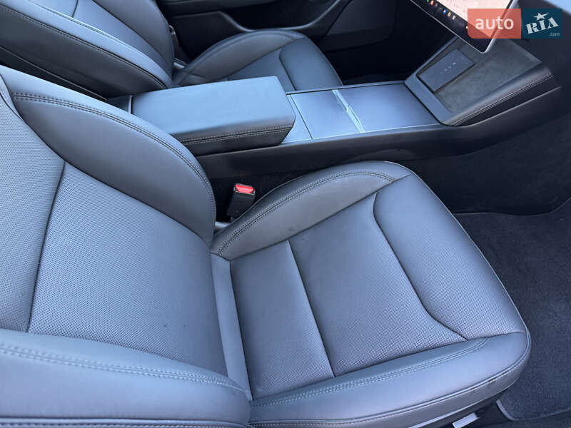 Седан Tesla Model 3 2024 в Луцке фото 34 Седан Tesla Model 3 2024 в Луцке
