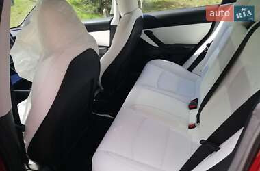 Седан Tesla Model 3 2018 в 