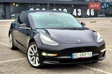 tesla model-3 2018 в Львів від професійного продавця Тарас