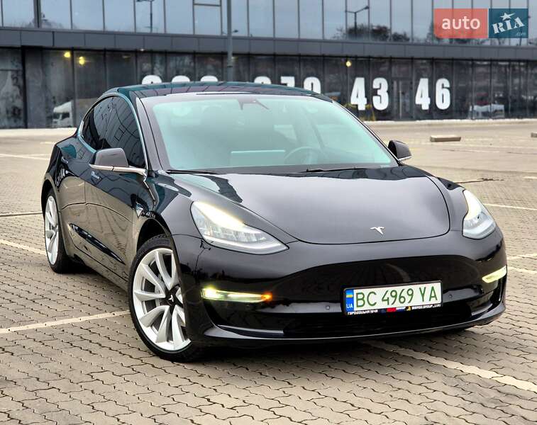 Tesla Model 3 2018