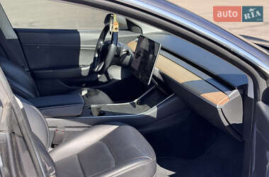 Седан Tesla Model 3 2018 в 