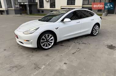 Седан Tesla Model 3 2019 в 