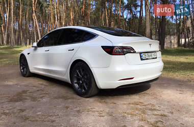 Седан Tesla Model 3 2020 в 