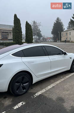 Седан Tesla Model 3 2018 в 