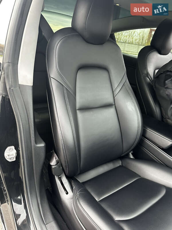 Седан Tesla Model 3 2018 в Харькове