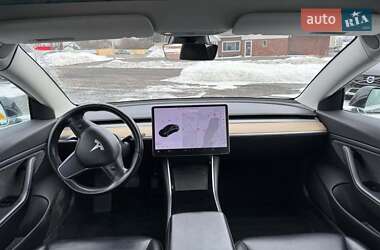 Седан Tesla Model 3 2018 в 