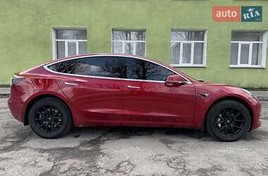 Седан Tesla Model 3 2018 в Днепре