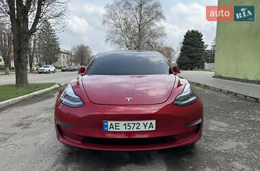 Седан Tesla Model 3 2018 в Днепре