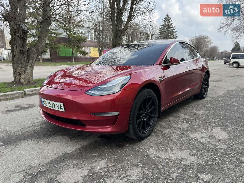 Tesla Model 3 2018