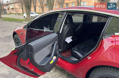 Седан Tesla Model 3 2018 в 