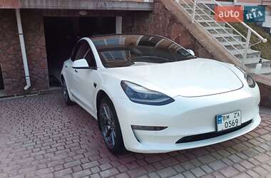 Седан Tesla Model 3 2021 в 