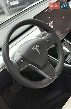 Седан Tesla Model 3 2019 в 