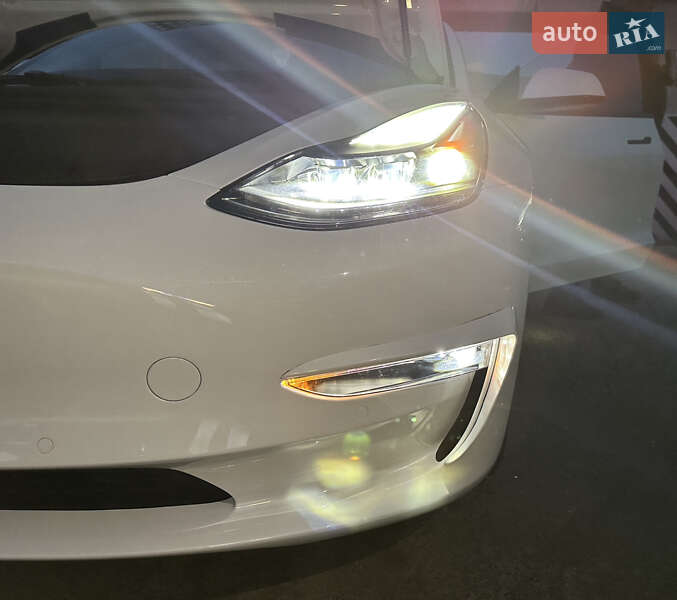 Седан Tesla Model 3 2021 в Киеве фото 8 Седан Tesla Model 3 2021 в Киеве
