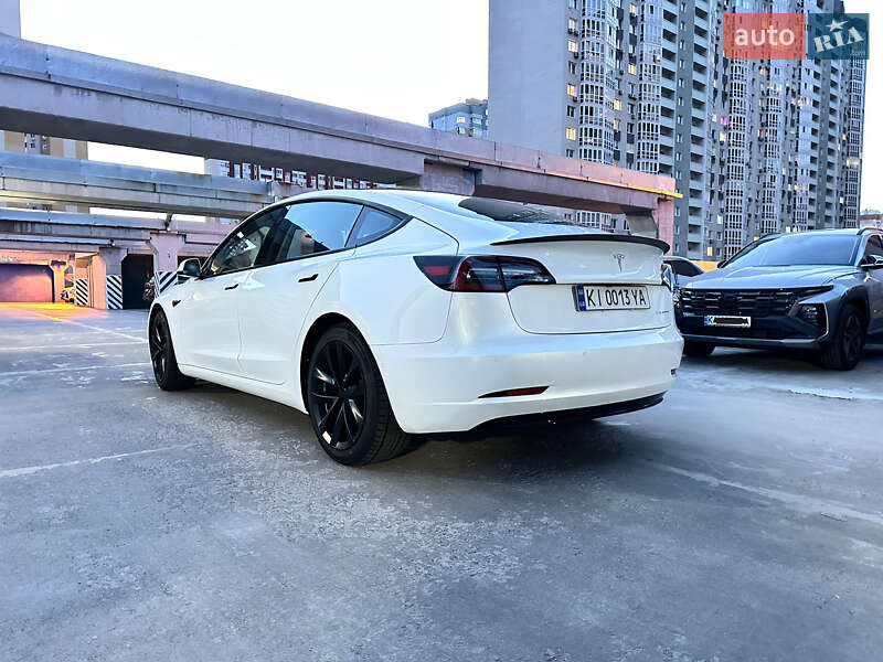 Седан Tesla Model 3 2021 в Киеве фото 6 Седан Tesla Model 3 2021 в Киеве