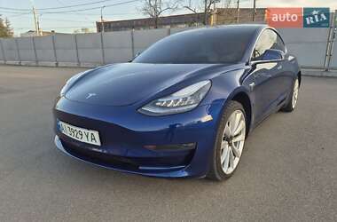 Седан Tesla Model 3 2019 в 
