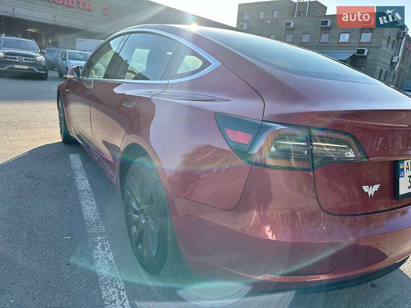 Седан Tesla Model 3 2019 в Днепре