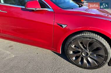 Седан Tesla Model 3 2019 в 