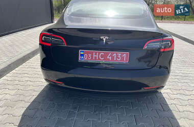 Седан Tesla Model 3 2019 в 