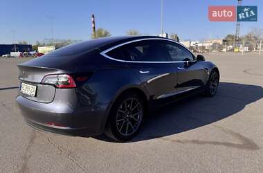 Седан Tesla Model 3 2018 в 