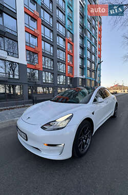 Седан Tesla Model 3 2018 в 
