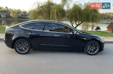 Седан Tesla Model 3 2019 в Белой Церкви