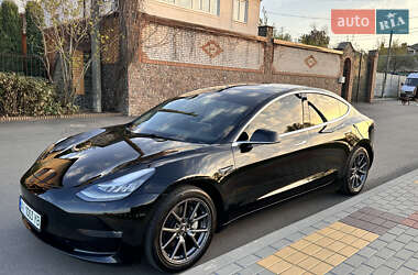 Седан Tesla Model 3 2019 в Білій Церкві